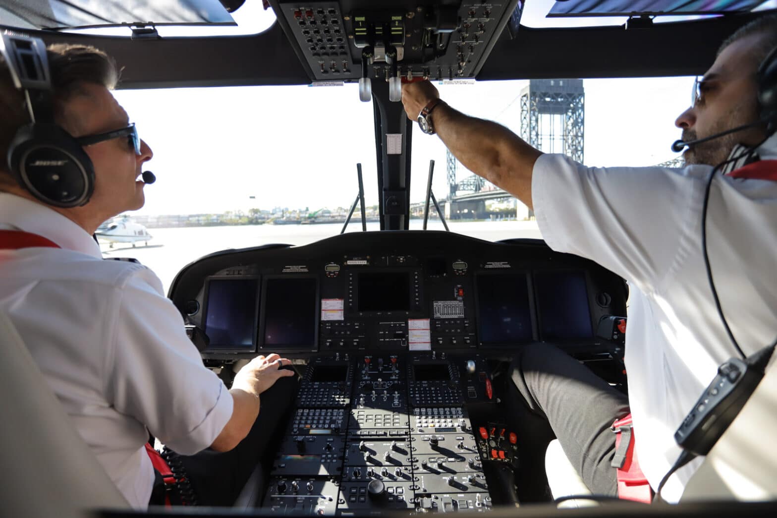 heliflite helicopter cockpit