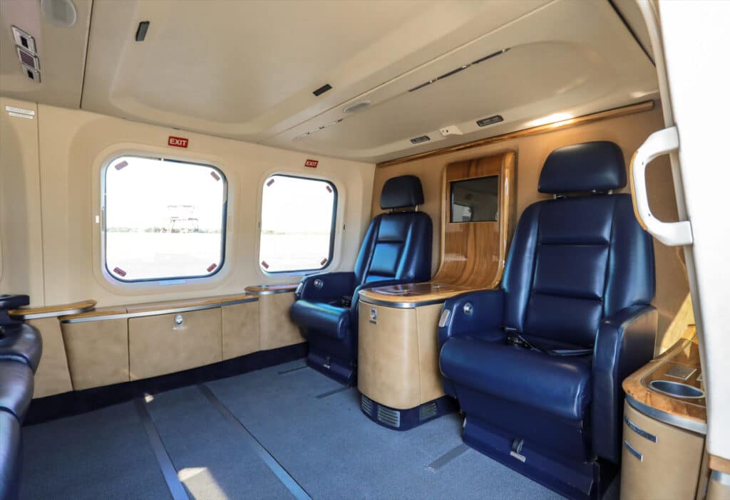 HF Sikorsky S76 Interior